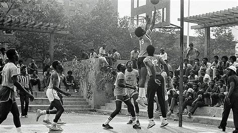 The Harlem Magic Masters: Pioneers of Entertainment Basketball